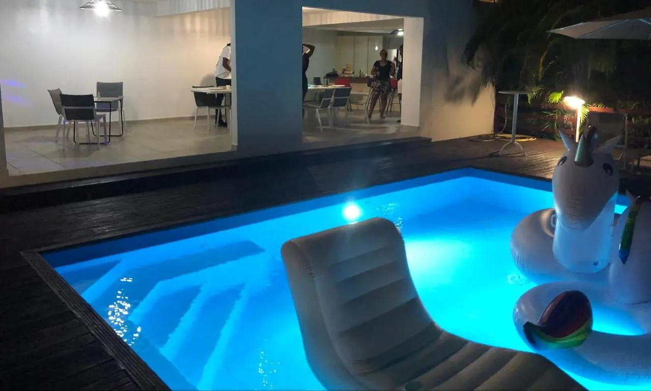 סן-פרנסואה Le Paradis Des Oiseaux - Gite Vue Degagee Et Piscine 0*,
